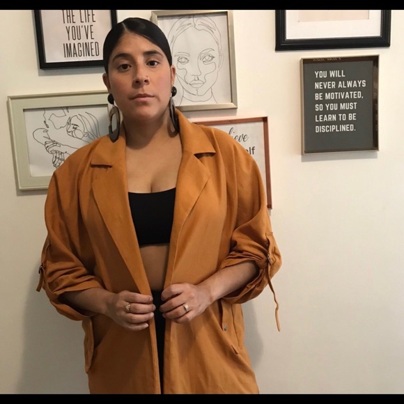 Veste - Picture 2 of 4